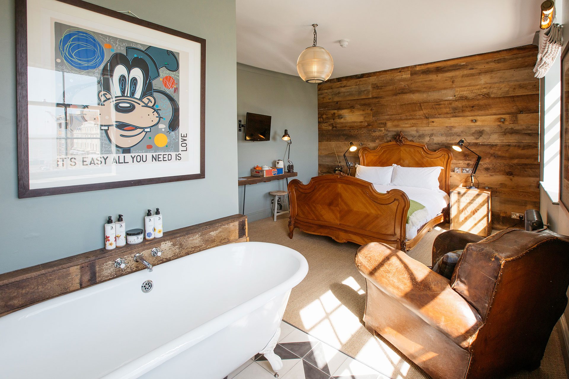 Bathroom Ideas: Artist Residence Brighton