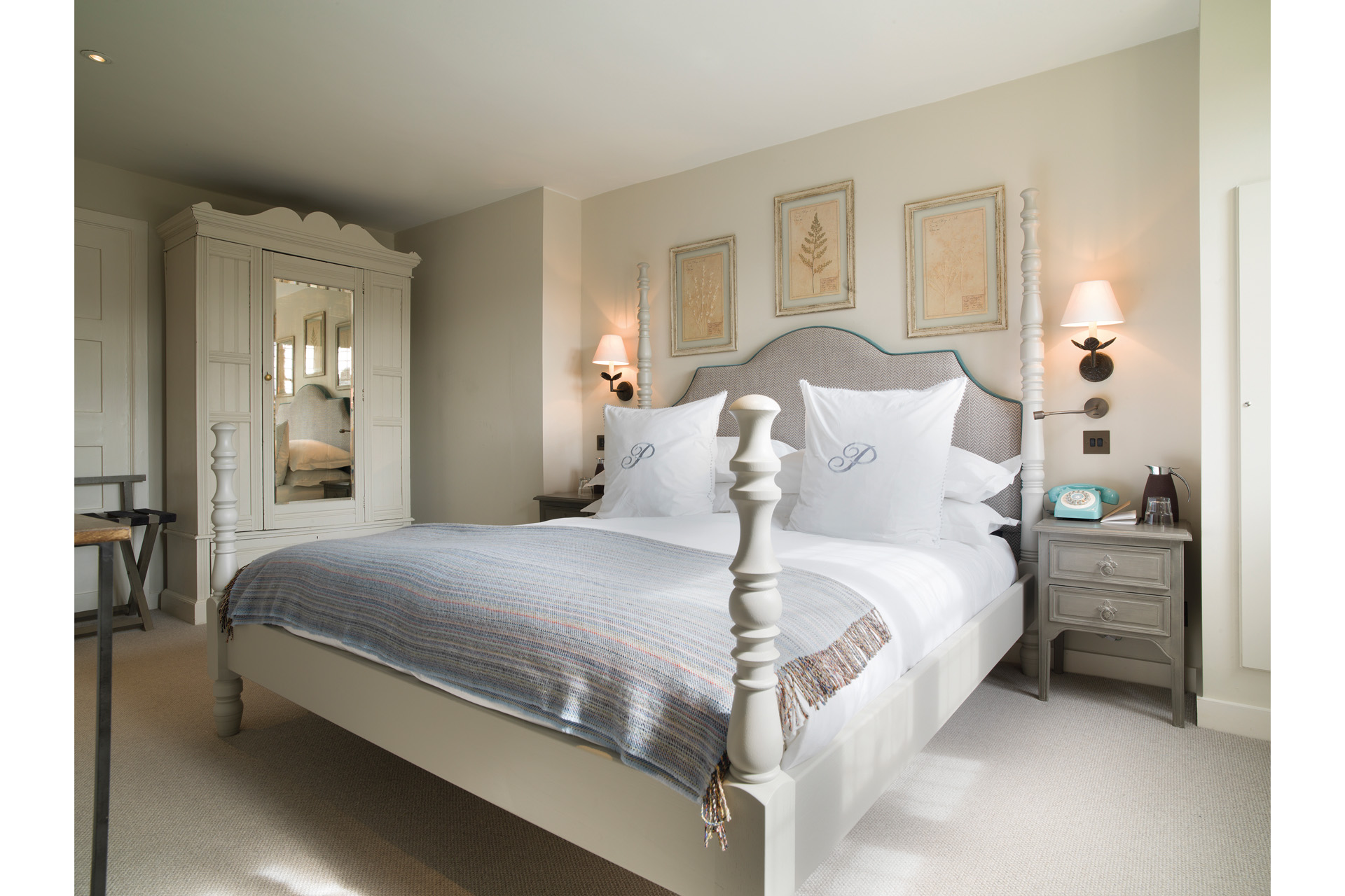 The Painswick George's Suite