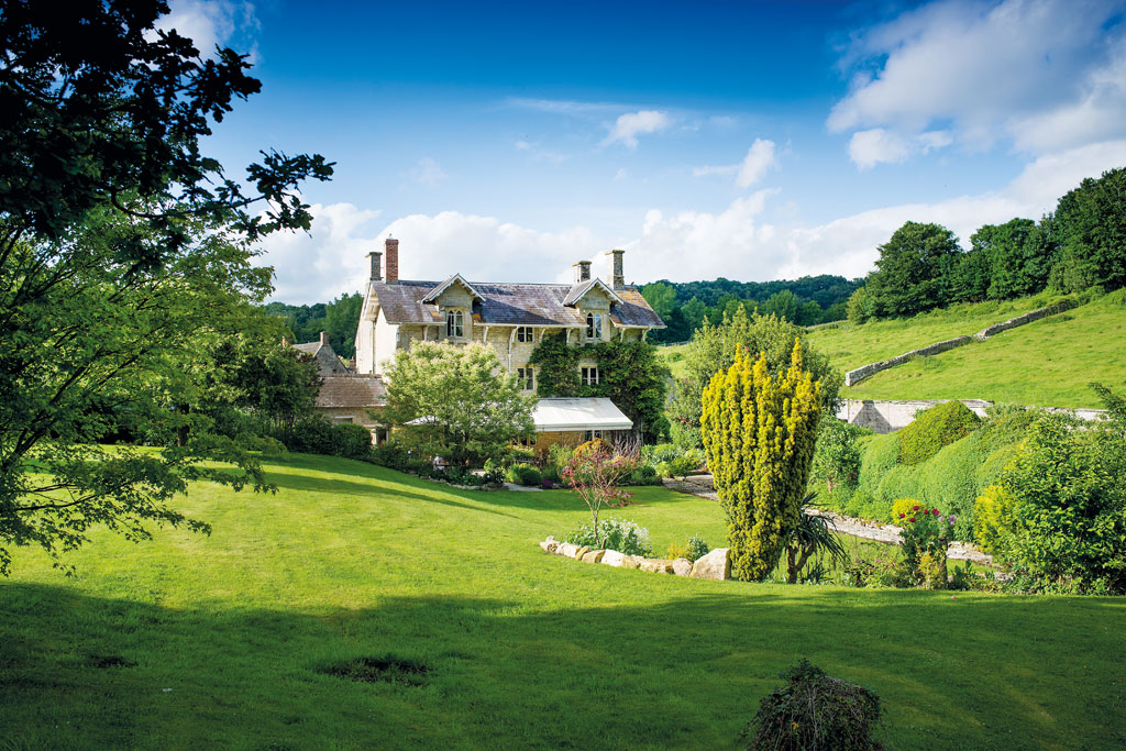 Howard’s House – Teffont Evias, Wiltshire, Garden view