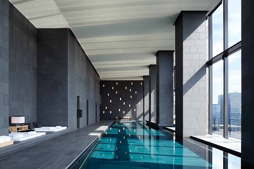 Aman Tokyo swimming pool