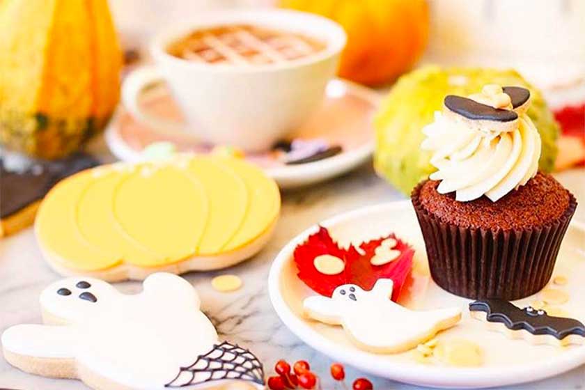 Recipe: Spiced Pumpkin Cupcakes from Peggy Porschen