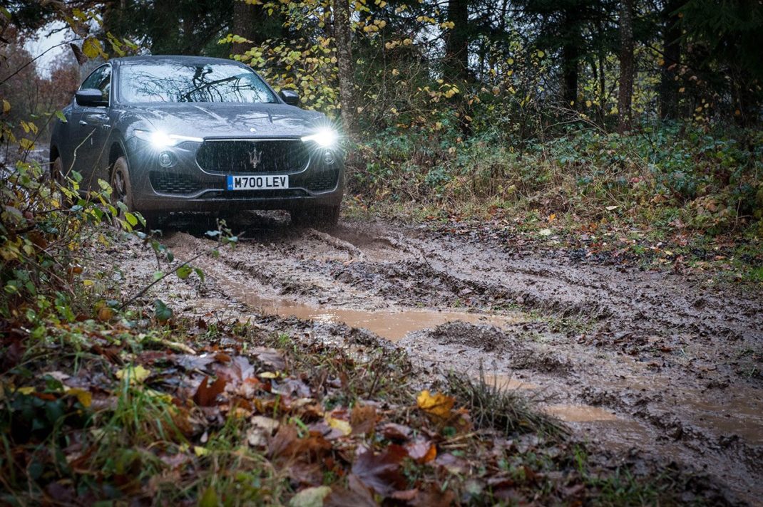Maserati M700 off road