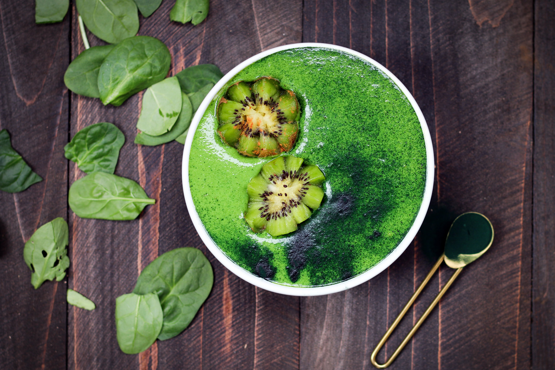Supercharge green matcha smoothie recipe