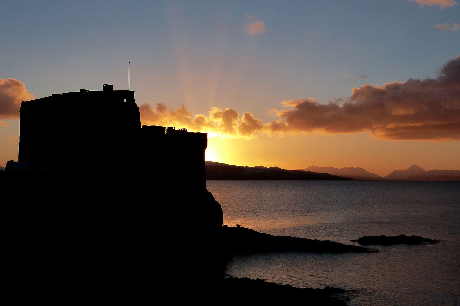 Mingary Castle Review