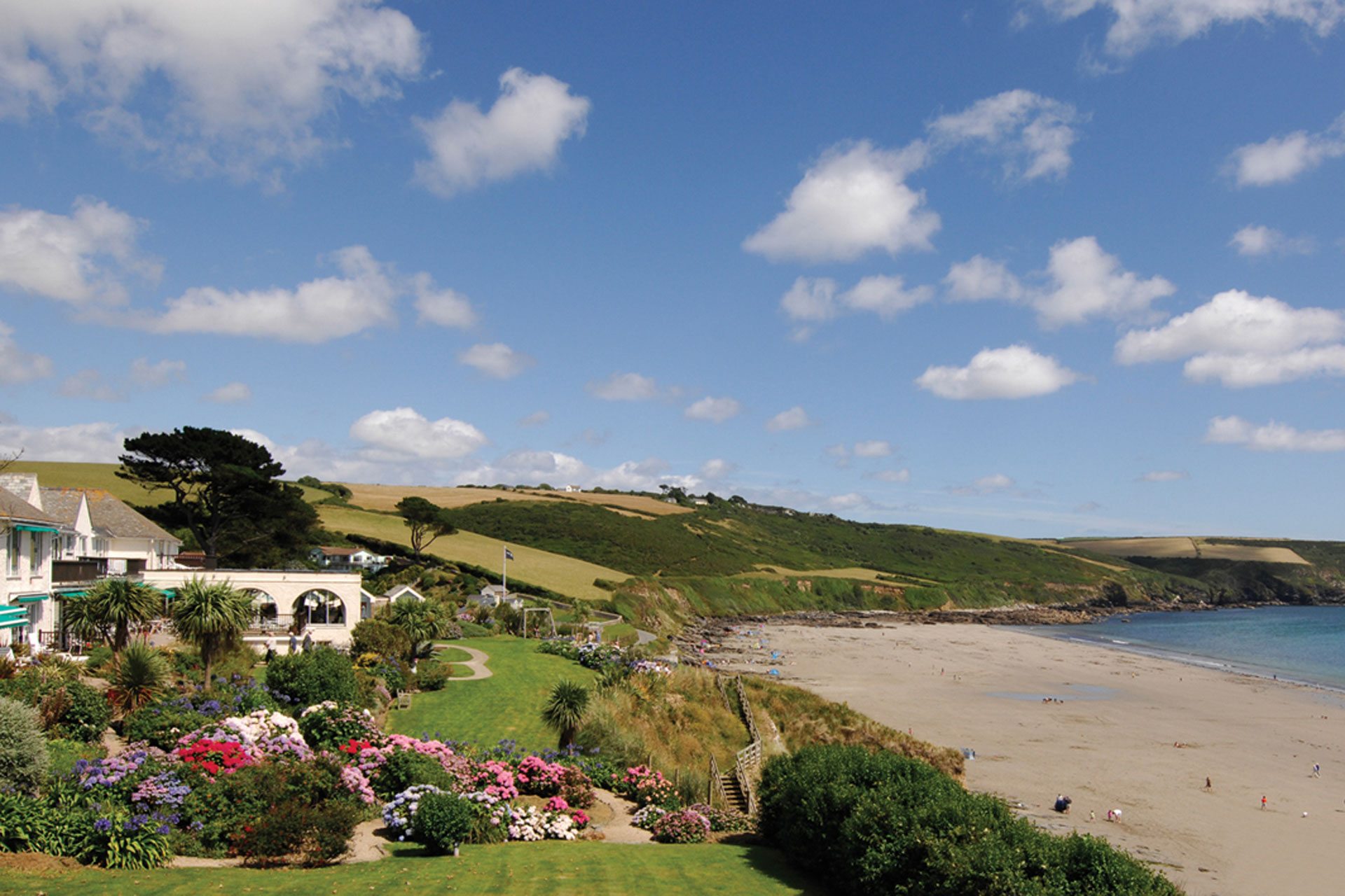 8 Hotels that Inspired Famous Novels