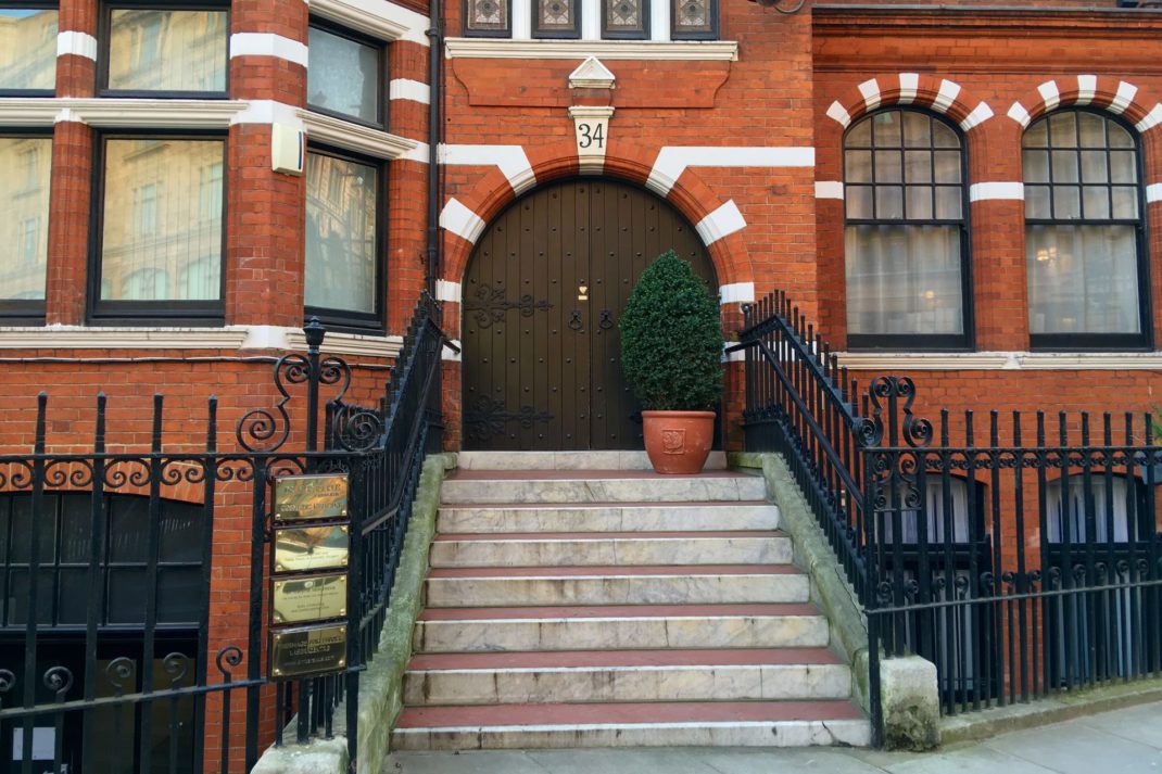 Dr Rita Rakus Knightsbridge Clinic