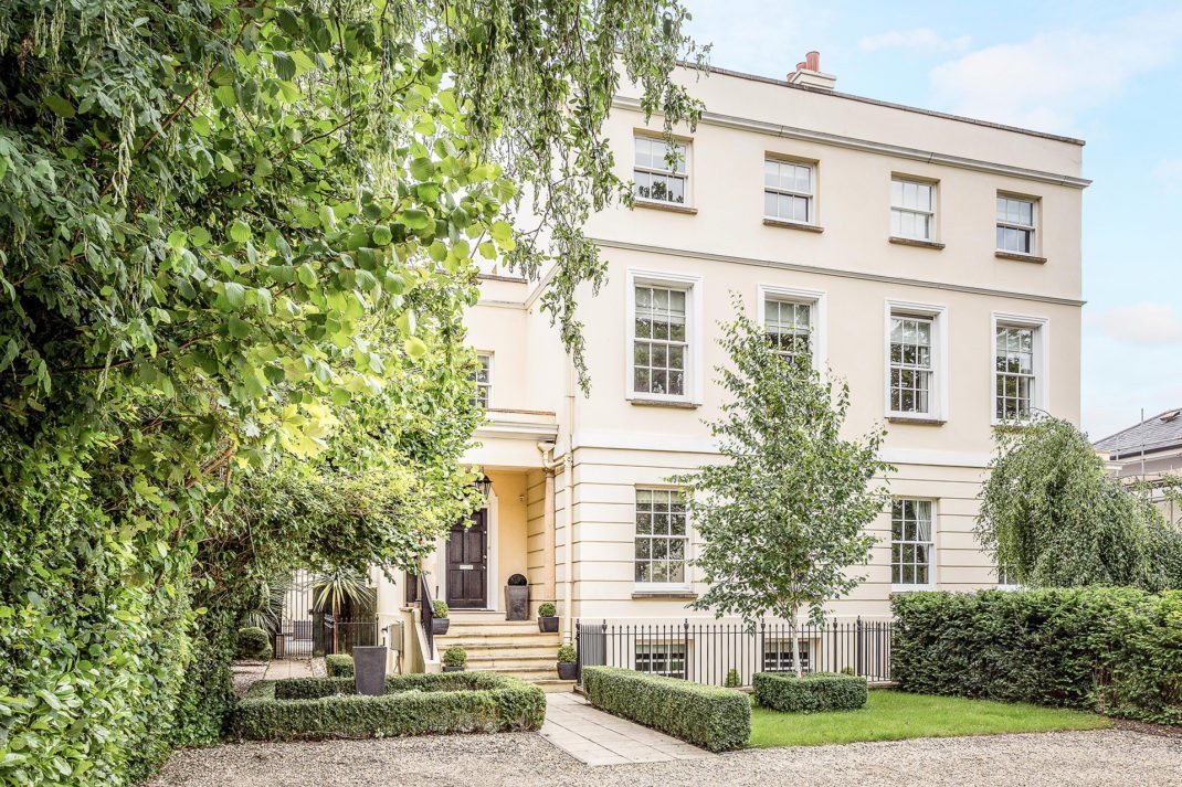 10 of the Most Elegant Town Houses on the Market