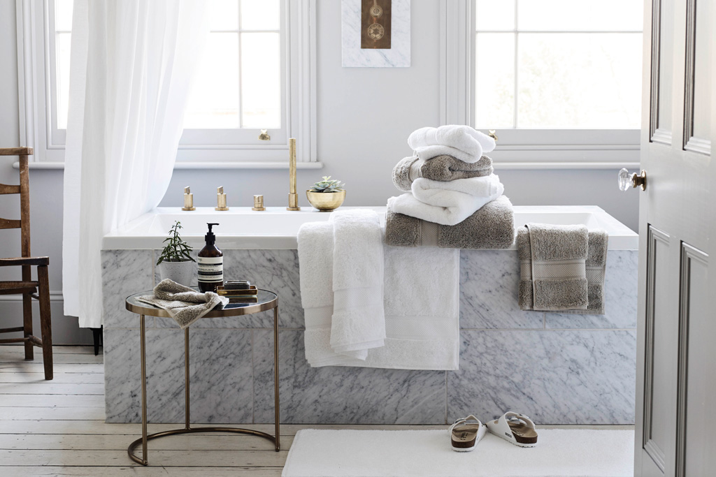 The C&TH Guide to Bath Linen
