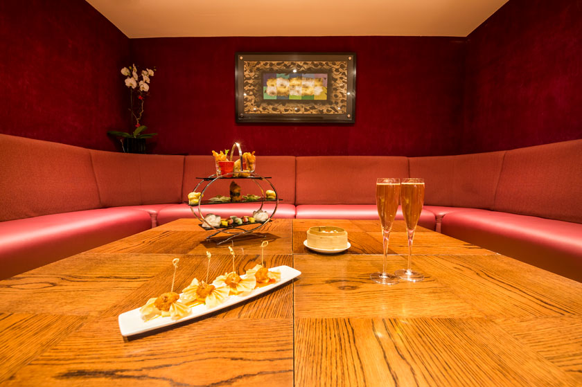 Le-Chinois-Red-Room