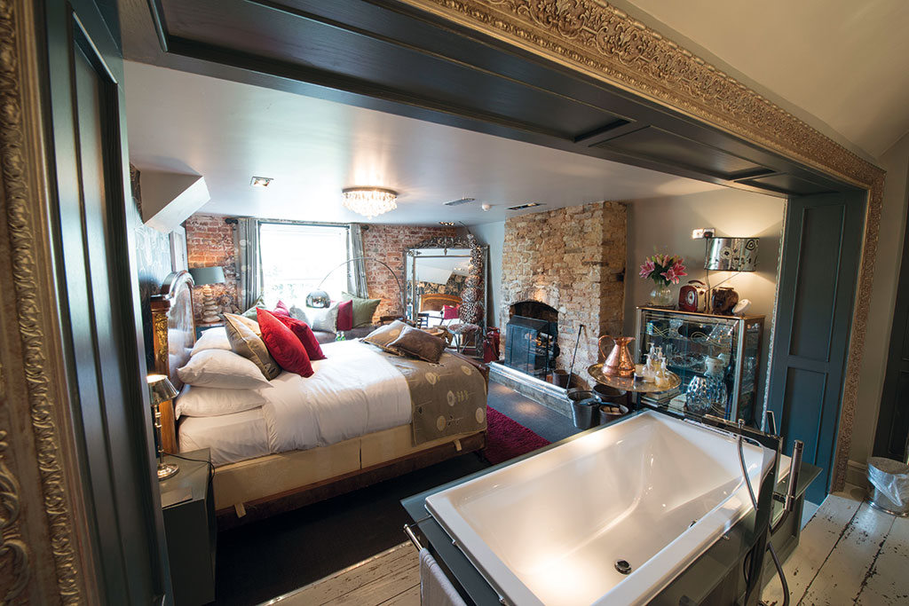 Ramblinns Bedroom