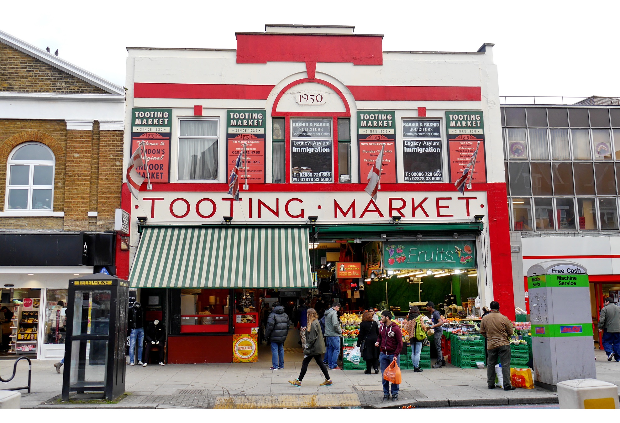 tooting market entrance