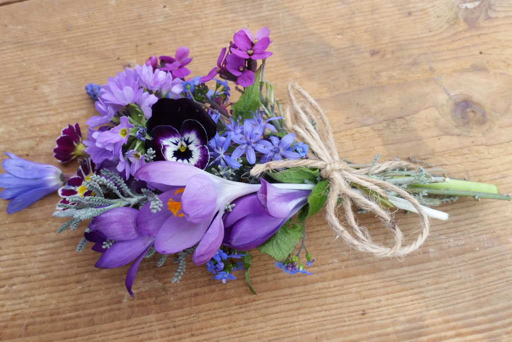 Jonathan Moseley floral arrangement