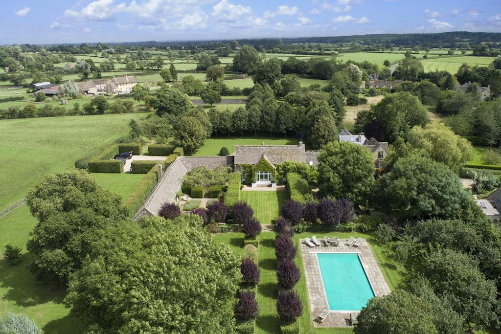 The Barn House, Eastcourt, Exterior