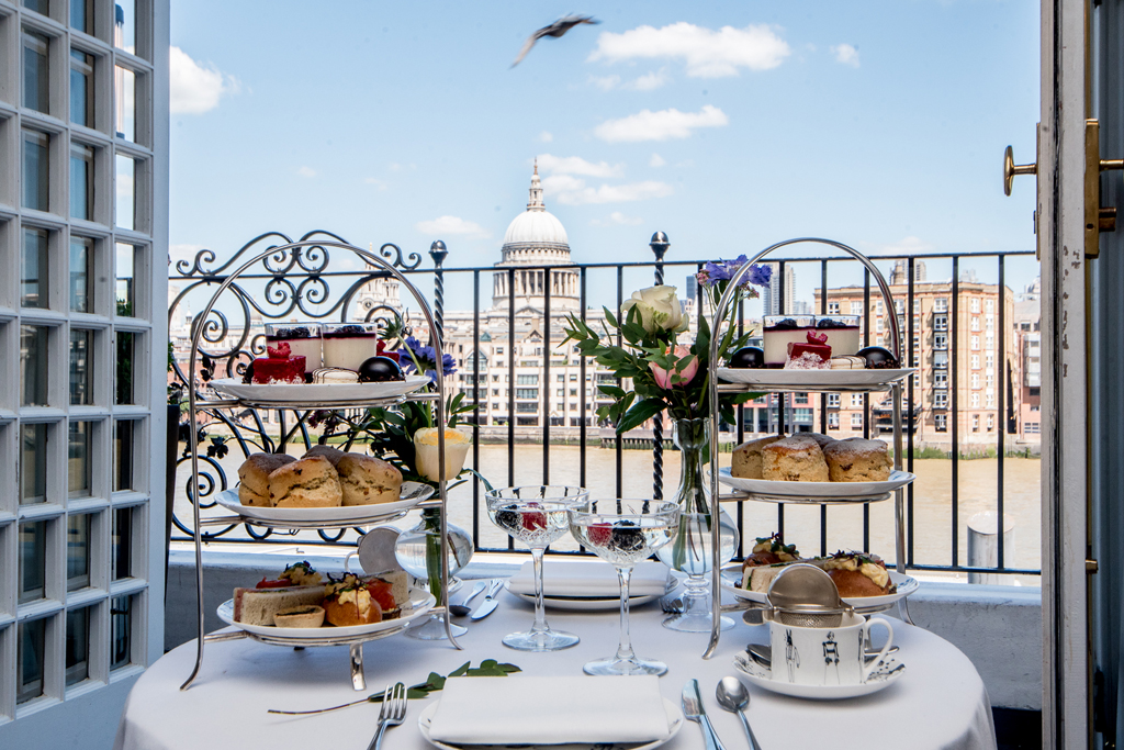 Titania's Tea Garden at Shakespeare's Globe