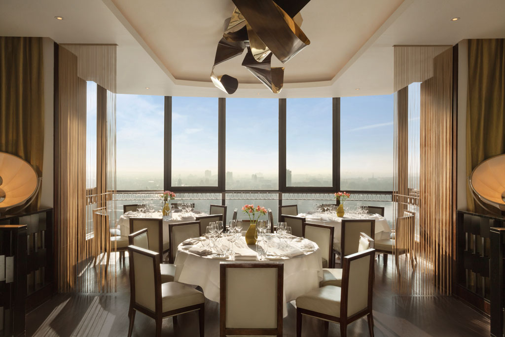 Galvin at Windows Balcony View over Buckingham Palace
