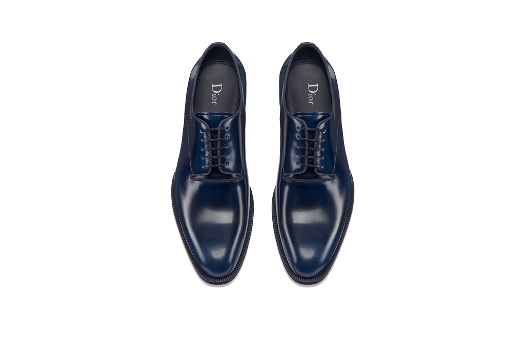 Derby shoe in navy blue brushed calfskin, £550
