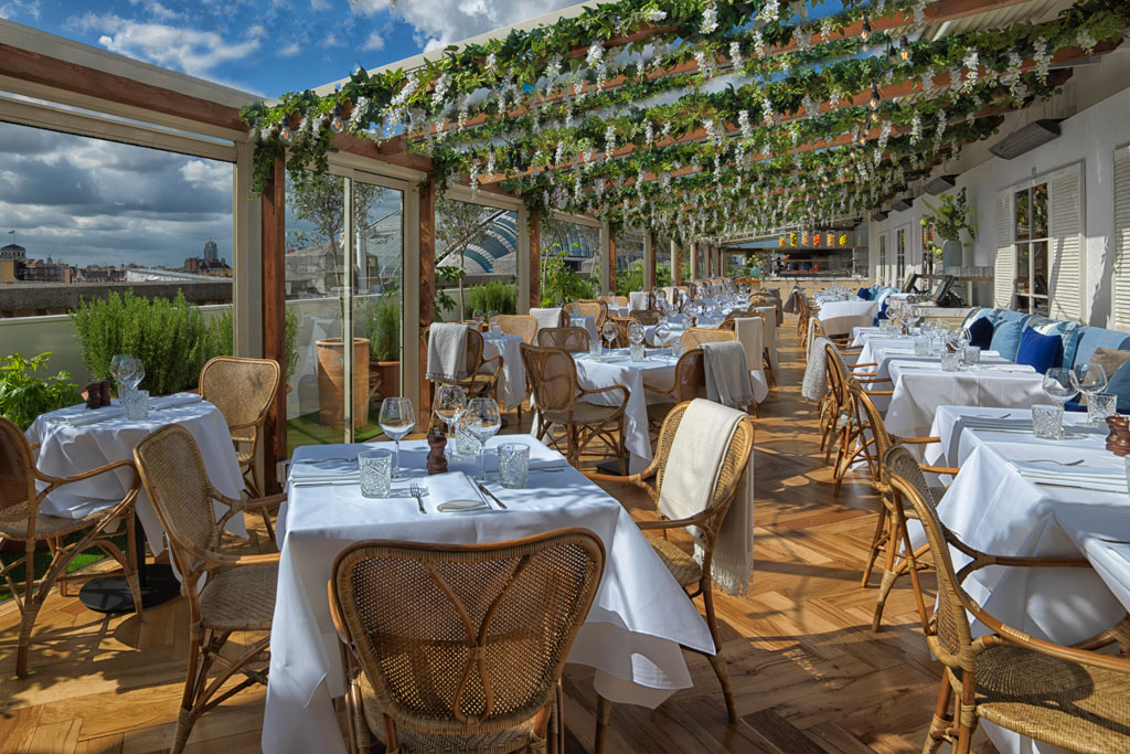 Selfridges’ Rooftop Restaurant Alto by San Carlo interior