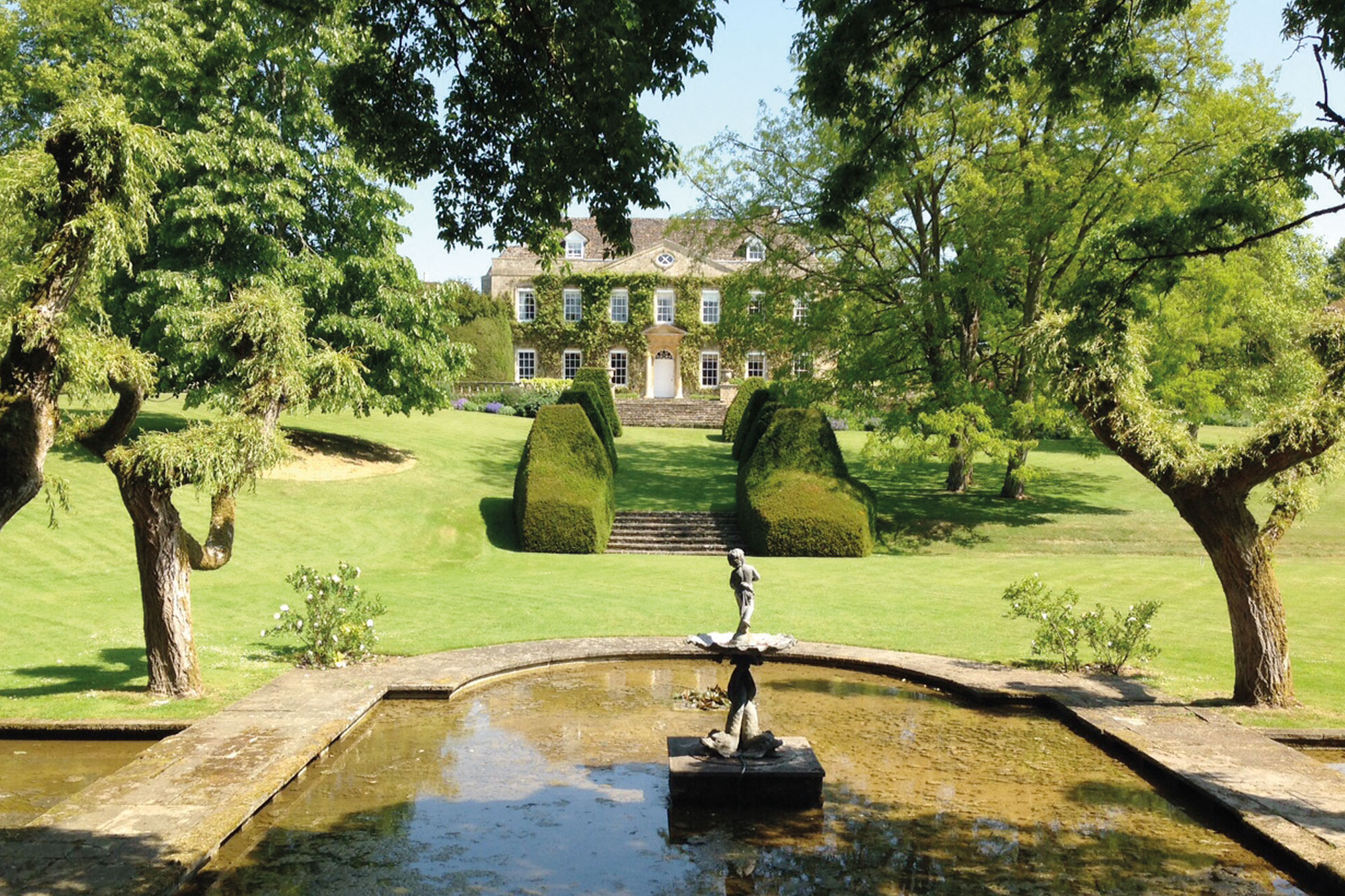 Cornwell Manor, a house in the distance