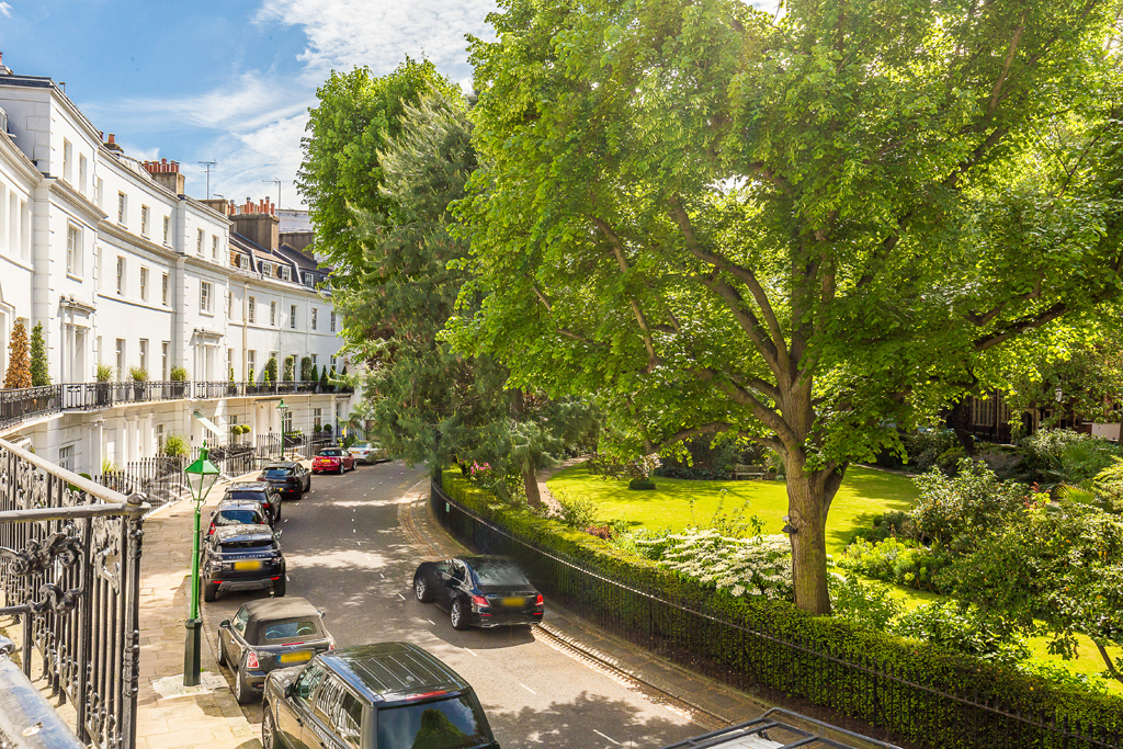 Egerton Crescent