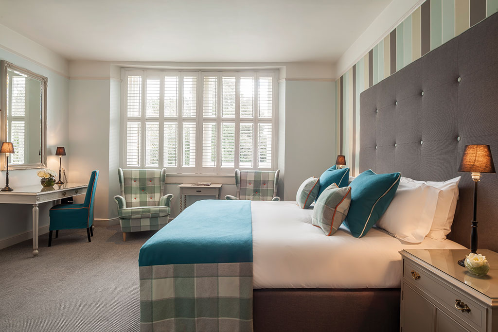 Roseate Villa - Bath, bedroom