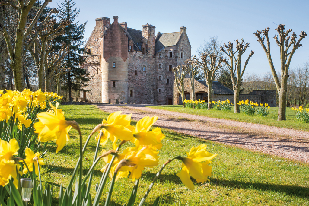 DAIRSIE CASTLE, CUPAR, FIFE