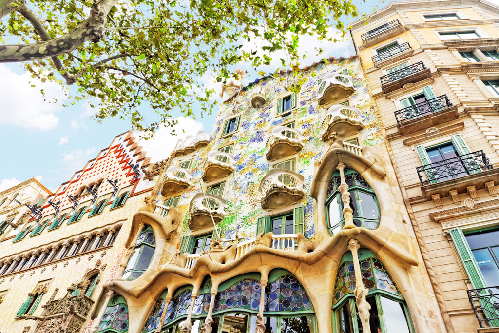 Luxury Shops At Passeig De Gracia Shopping Street In Barcelona Spain  High-Res Stock Photo - Getty Images