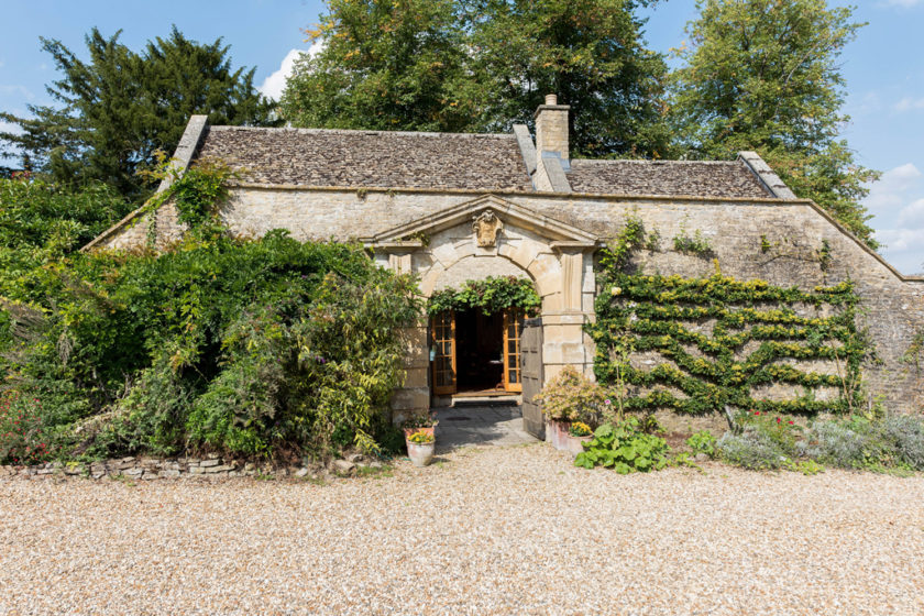 The Best Cotswolds Properties on the Market What's On? By C&TH