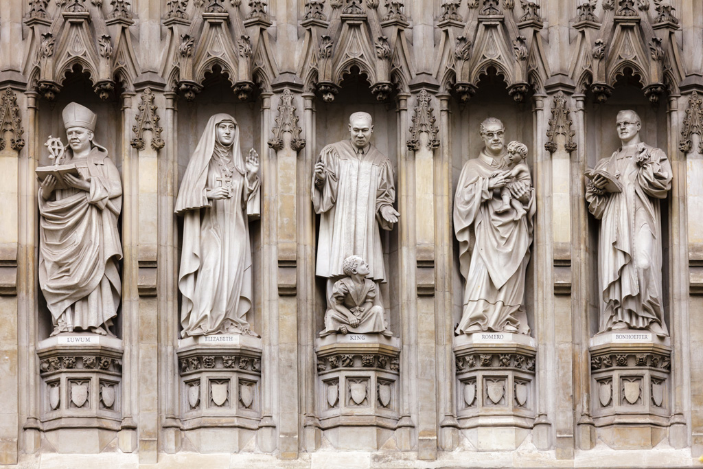 A Guide to London's Landmarks: Insiders Touristing