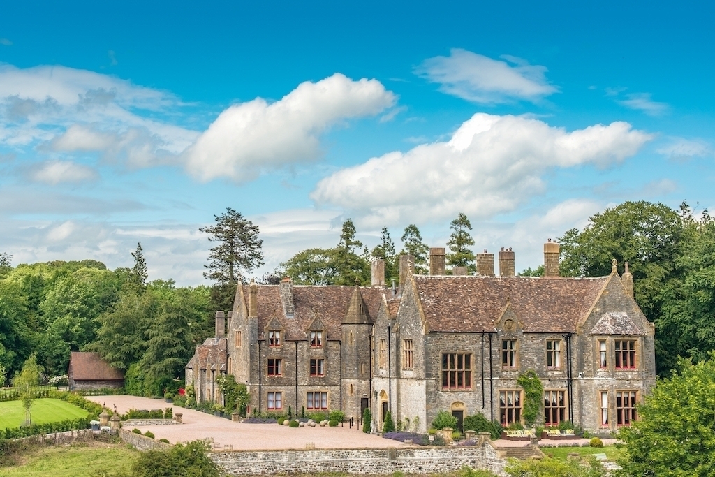 Huntsham Court