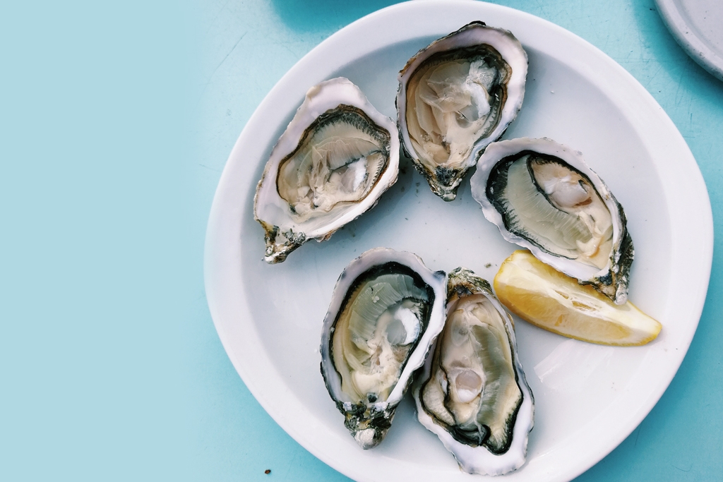 Oysters at La Buvette des Bains