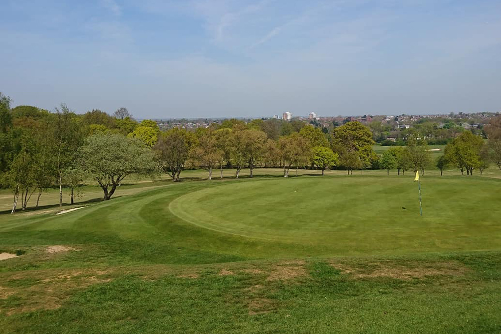 best golf courses in London: Highgate Golf Club