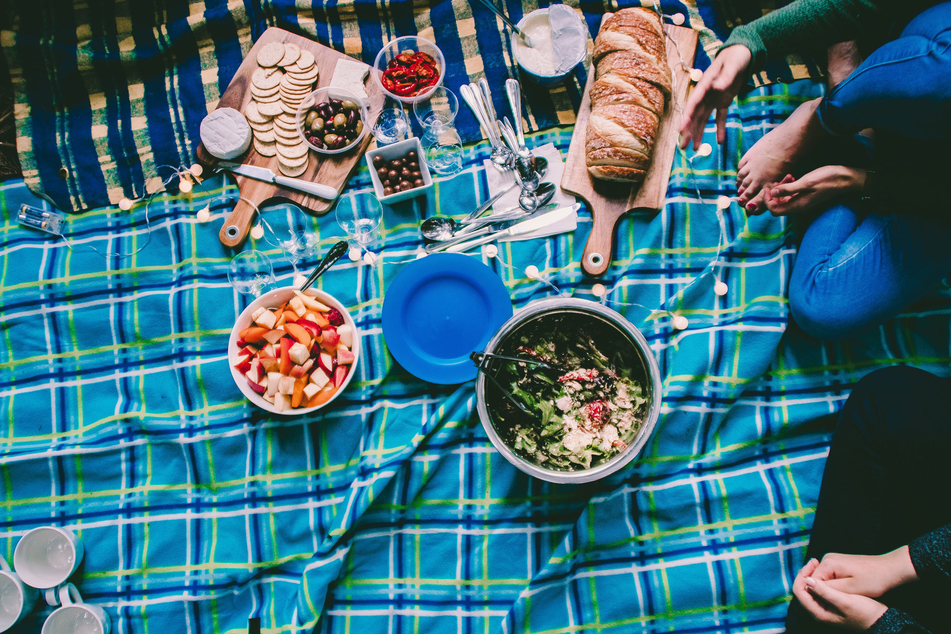 Picnic Photo by britt gaiser on Unsplash