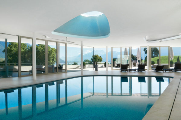 Clinique La Prairie Pool