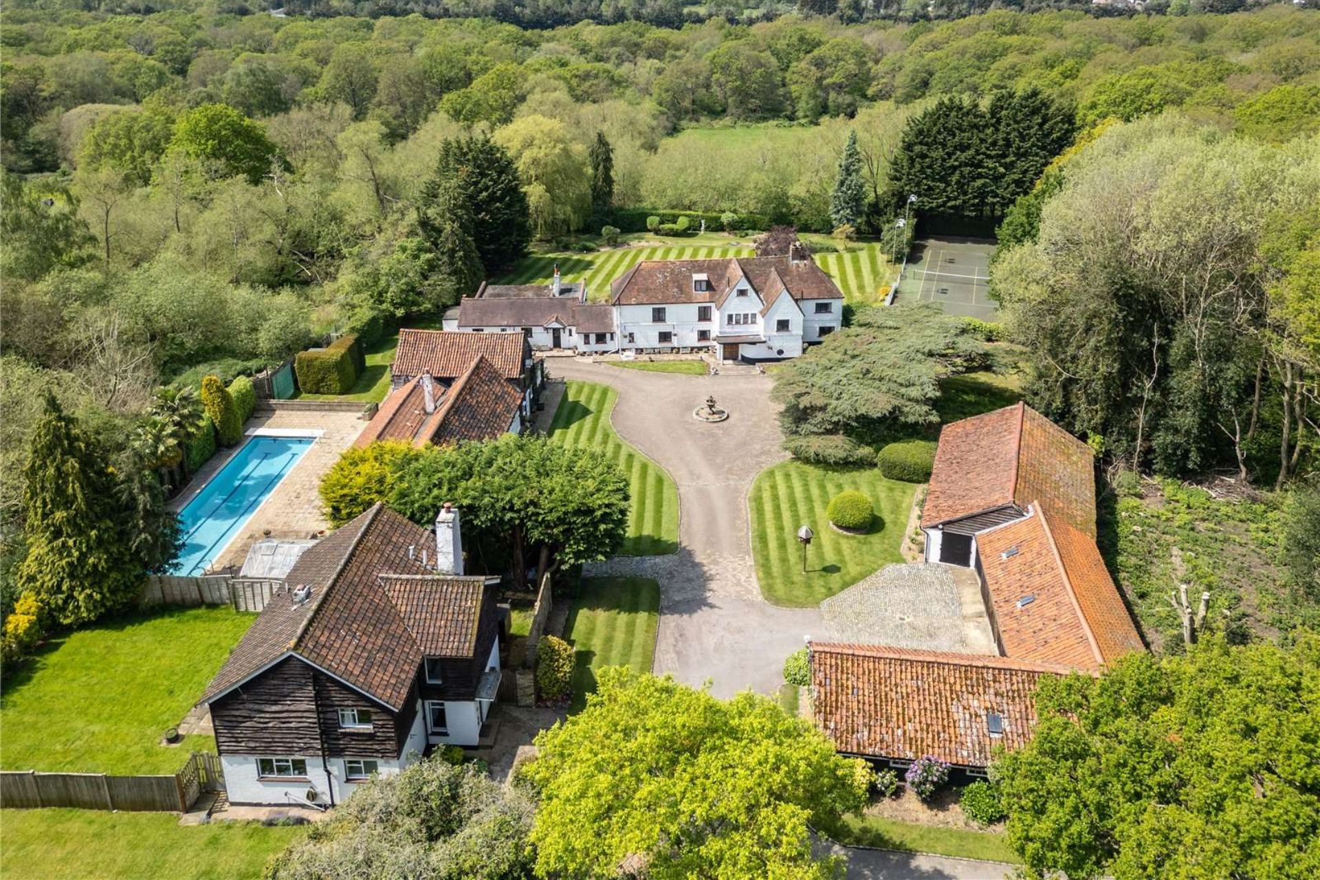 The Most Charming Properties On the Market in Wimbledon