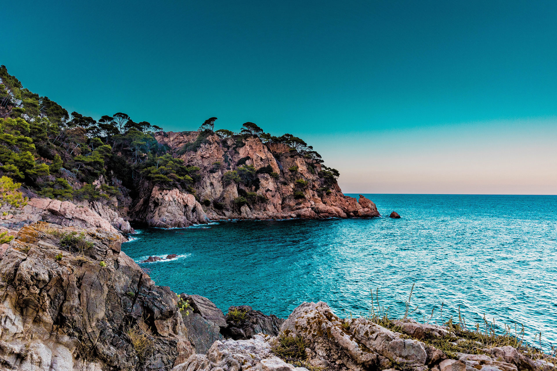 spain Photo by Drew Graham on Unsplash