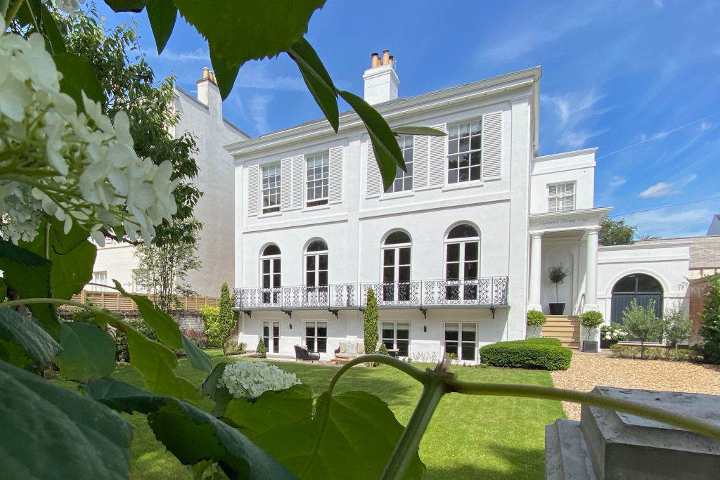 worcester white property