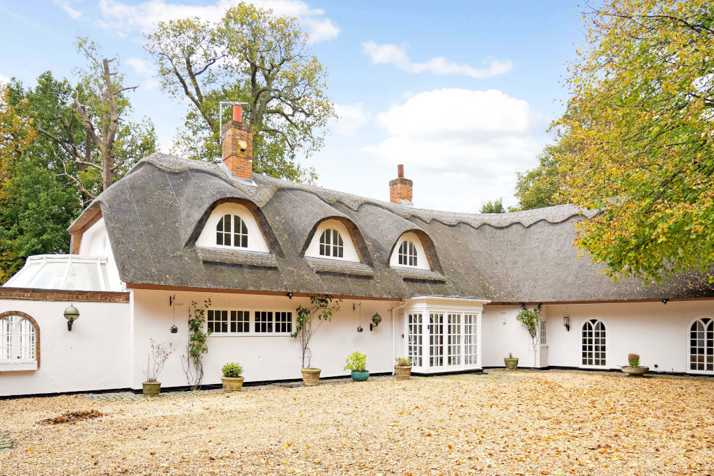 cosy cottage hertfordshire