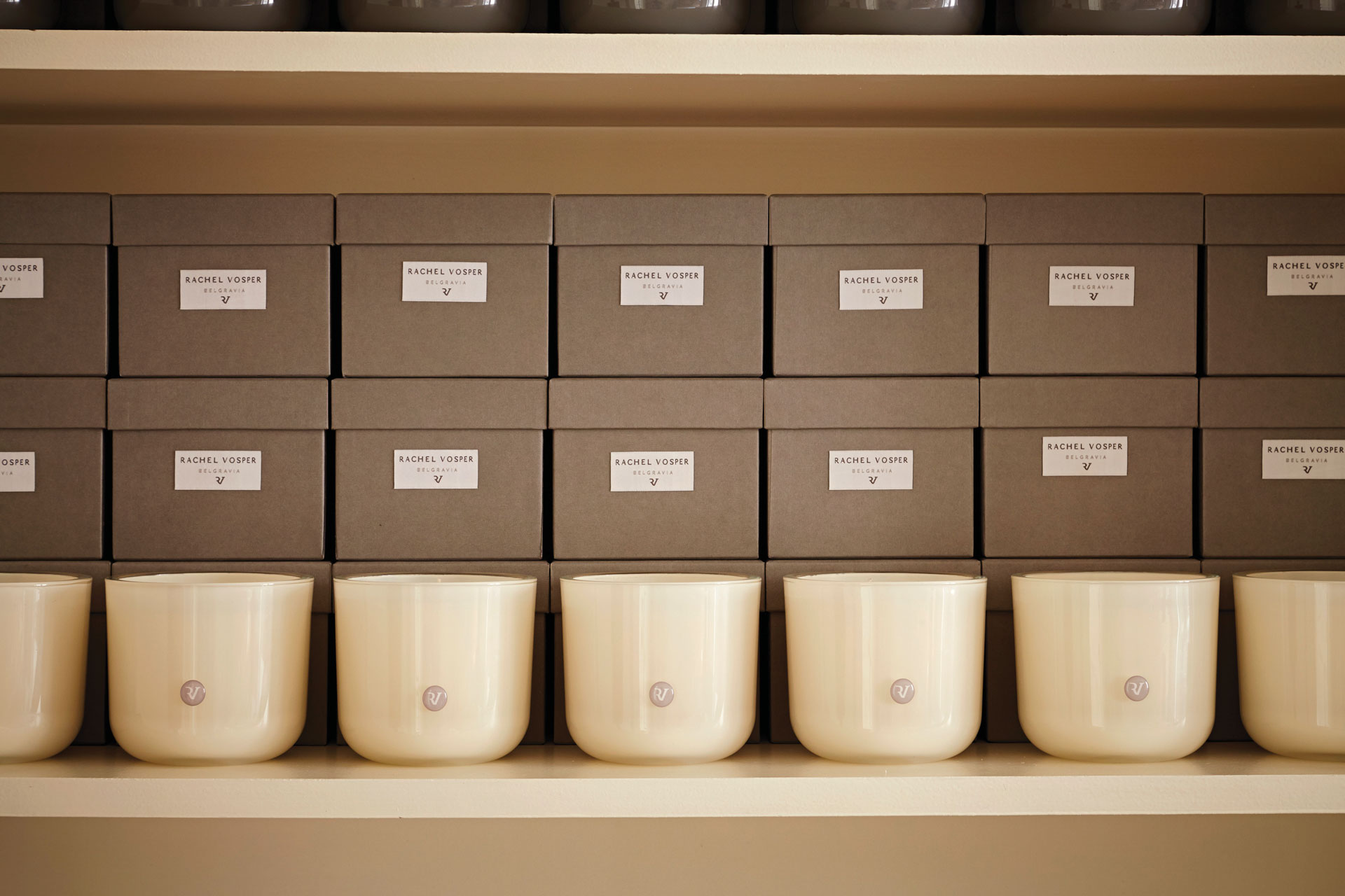 7 Lovely British Candle Brands To Know Now