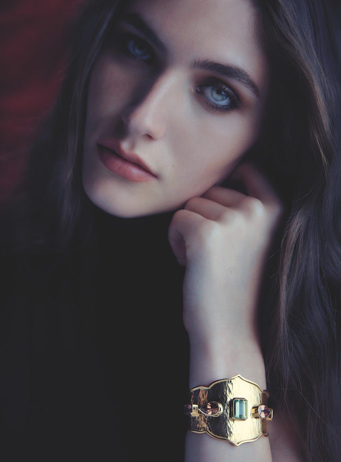 HamiltonInches_Studio_HolyroodPalaceCuff_BN13101_197