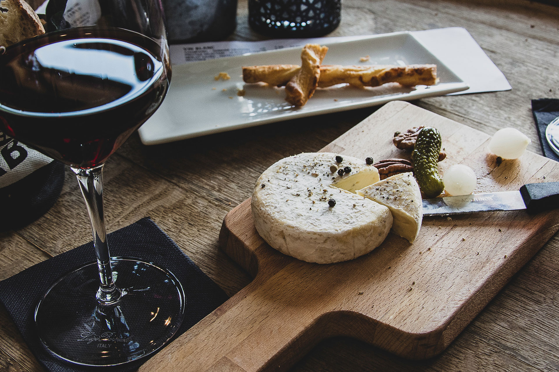 Cheese and Wine Tasting Spots in London