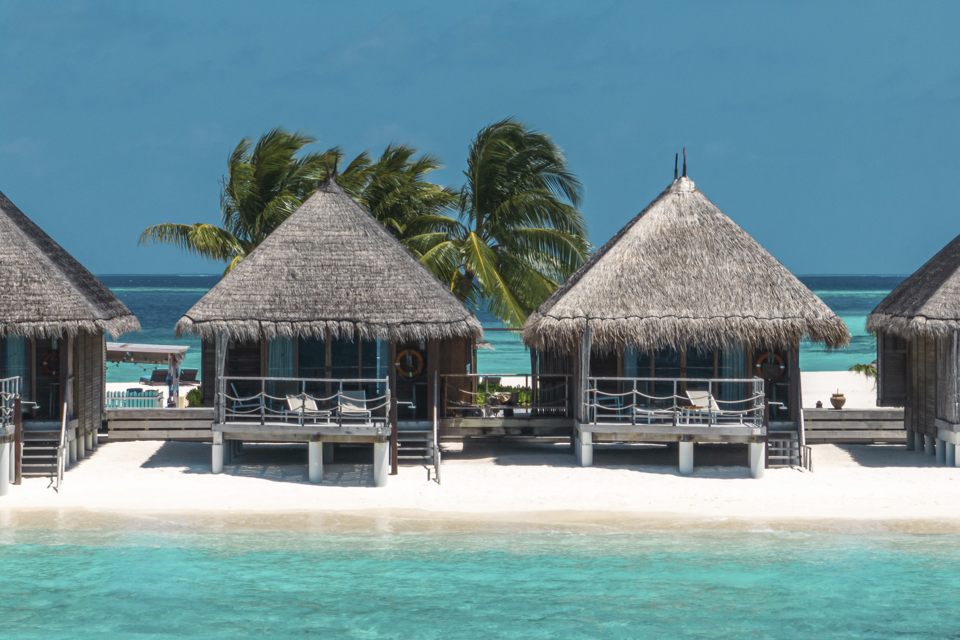 Constance Moofushi Maldives Sand Villas