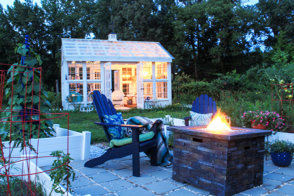 Garden fire pit