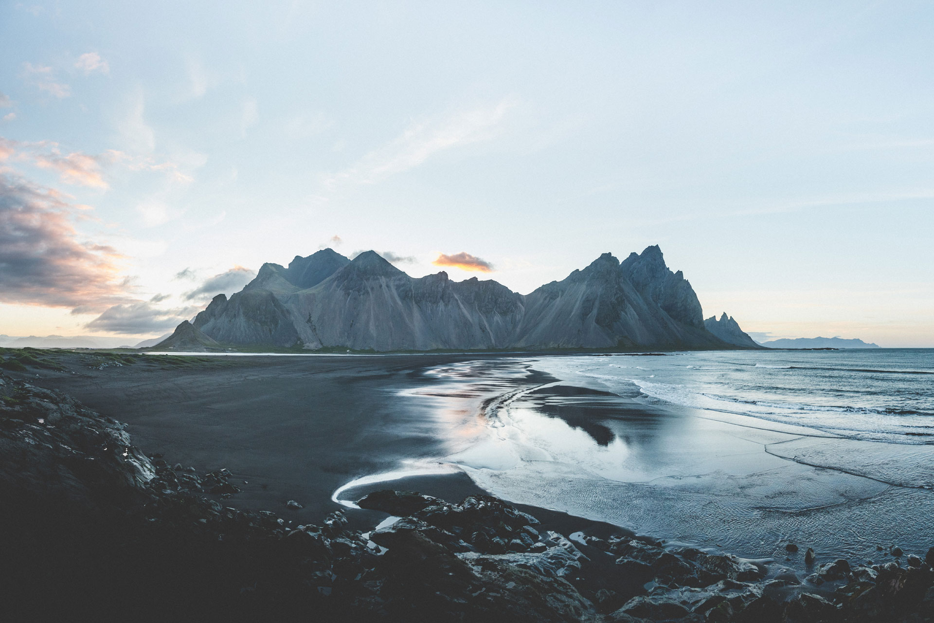 Iceland Photo by Norris Niman on Unsplash