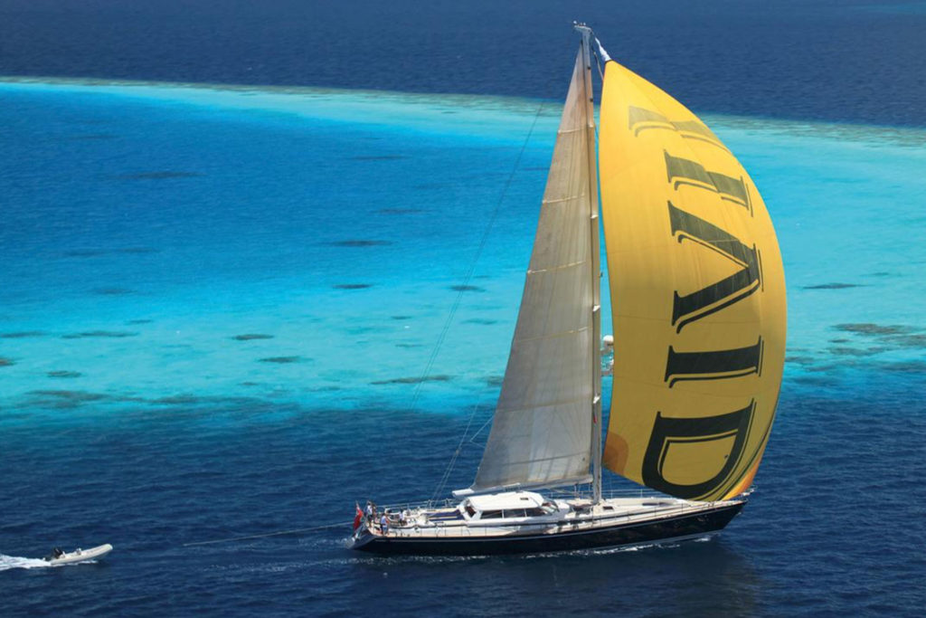 Vivid by diYachting
