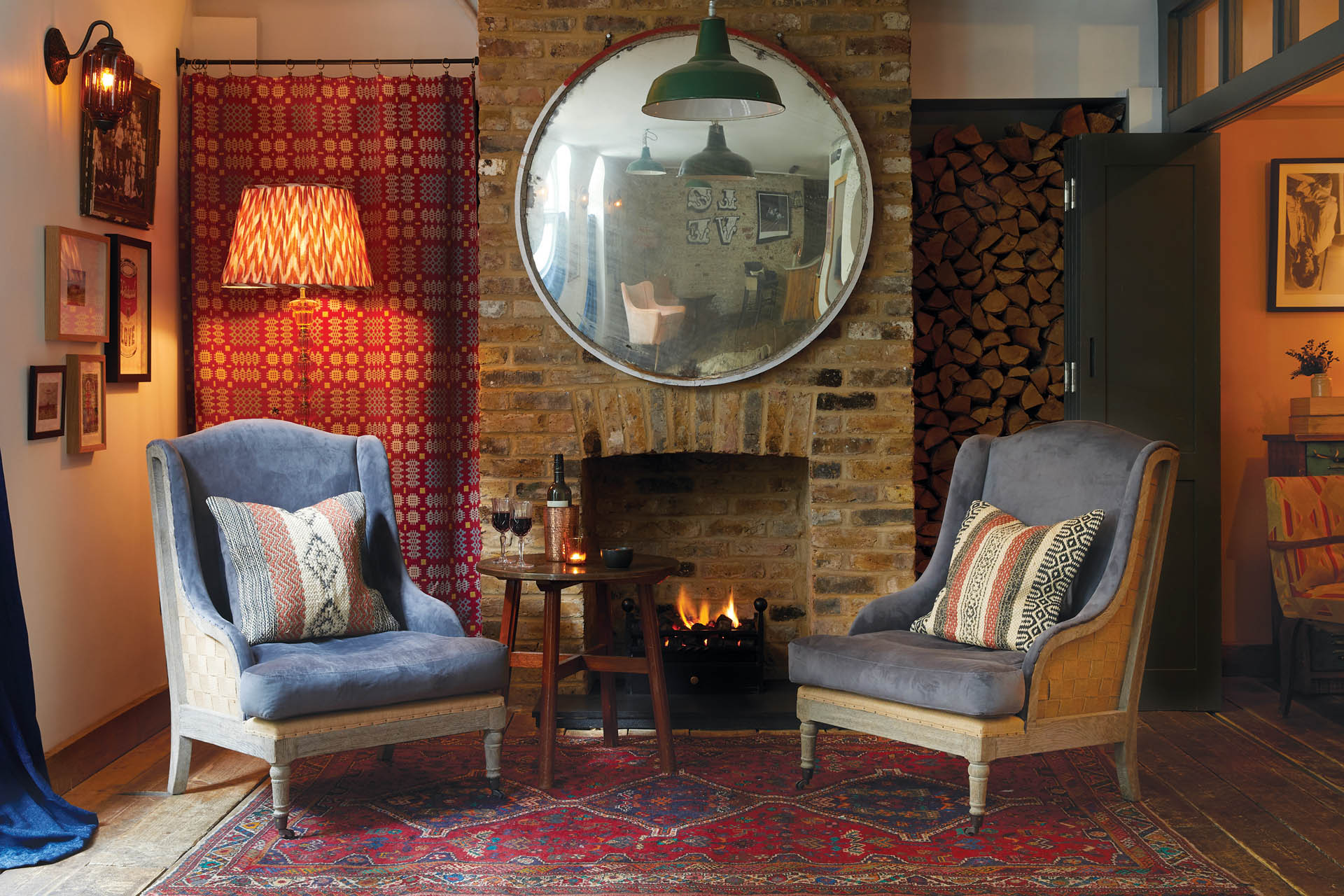 Sitting area with large circular mirror