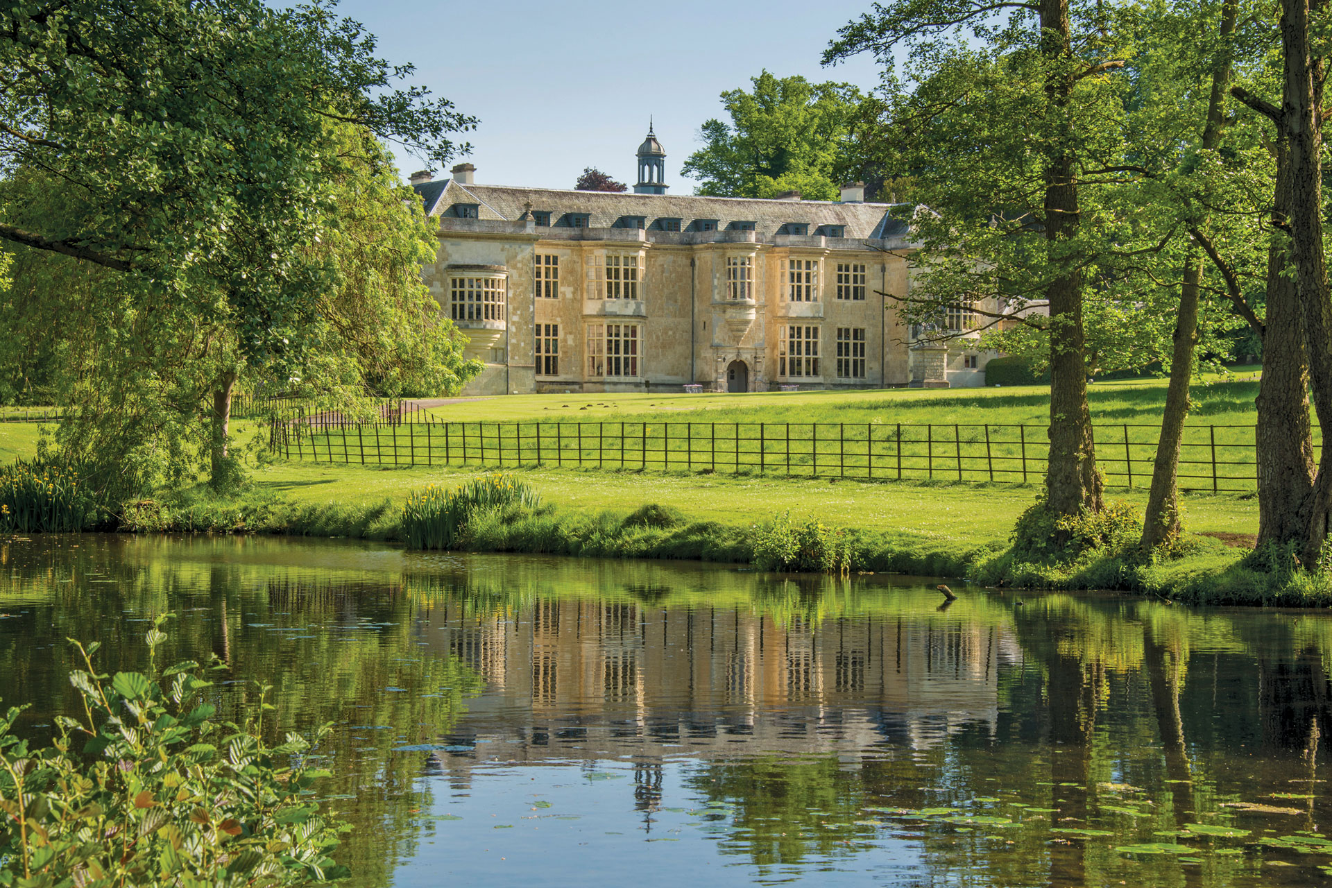Hartwell House