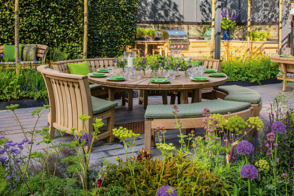 Gardens &amp; Outdoor Spaces