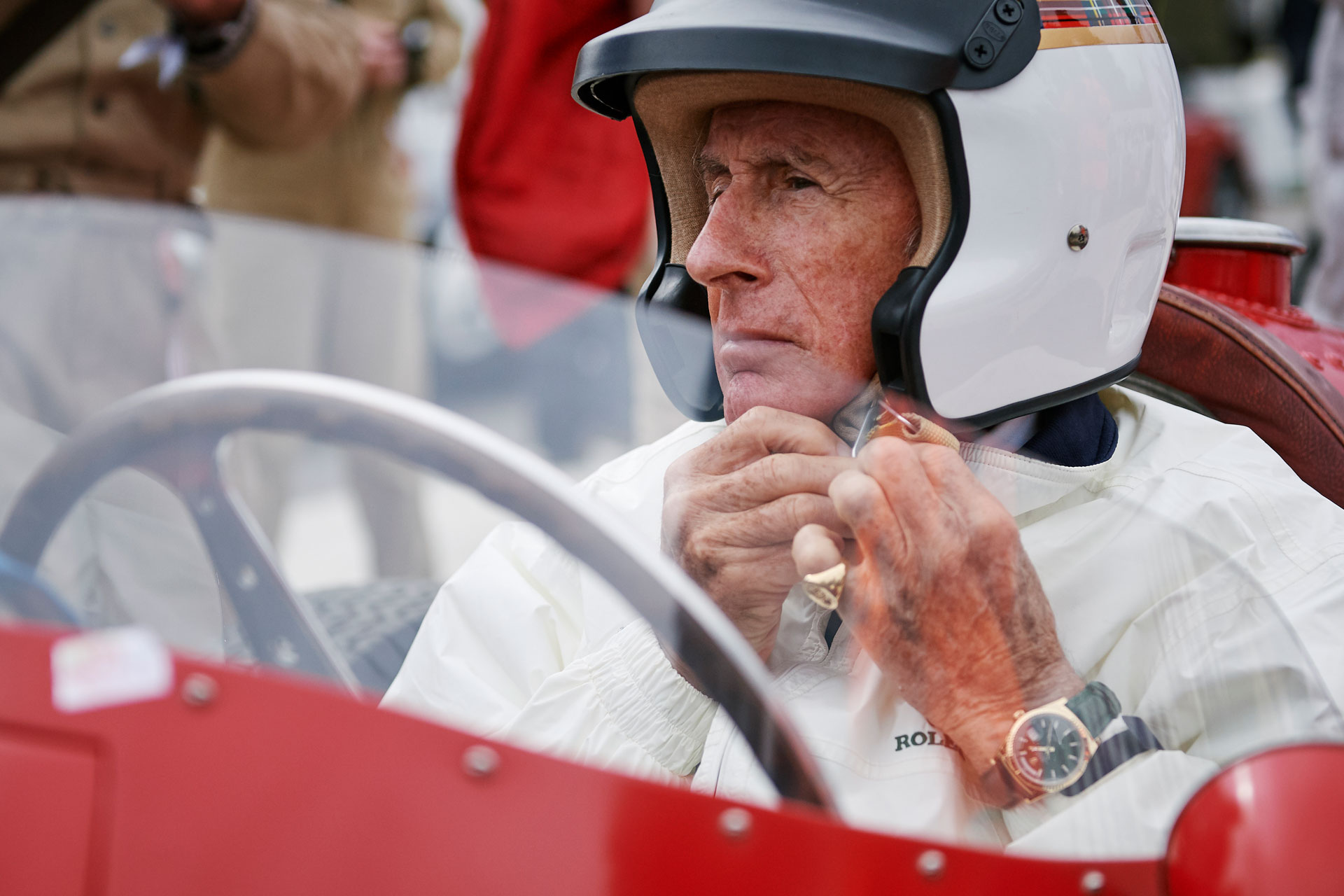 ©Rolex/Guillaume Mégevand SIR JACKIE STEWART DRIVING AT THE 2017 GOODWOOD REVIVAL