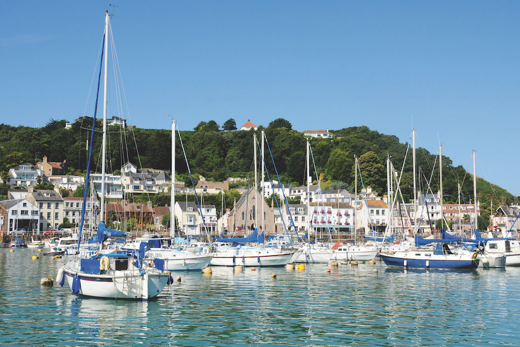 Living in Jersey: A Real Estate and Lifestyle Guide to Jersey, Channel  Islands