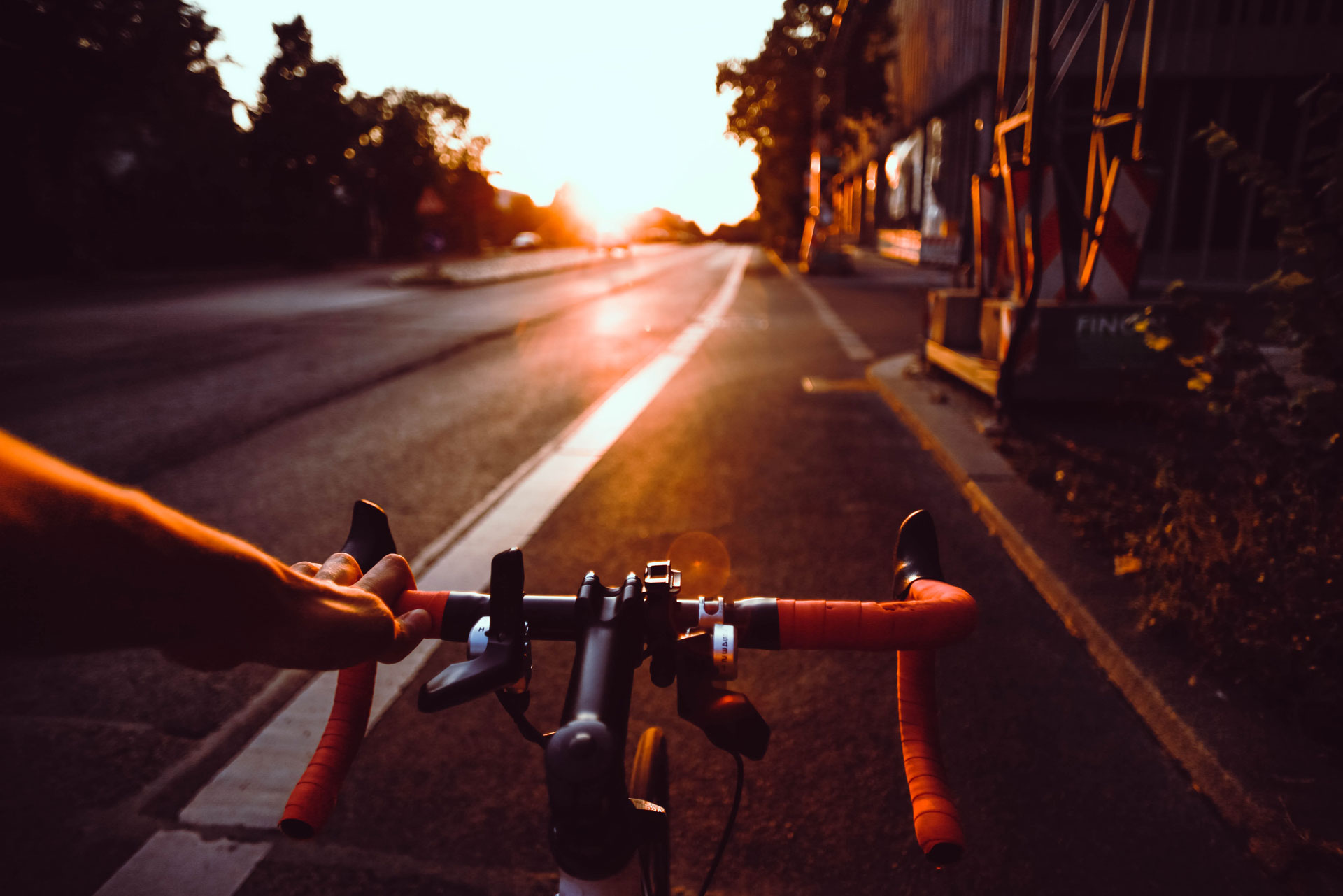 Bikes 101: Electric vs Pedal & Best Cycling Gear